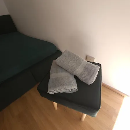 Apartment Zehn House 1 In The Center Bratislava